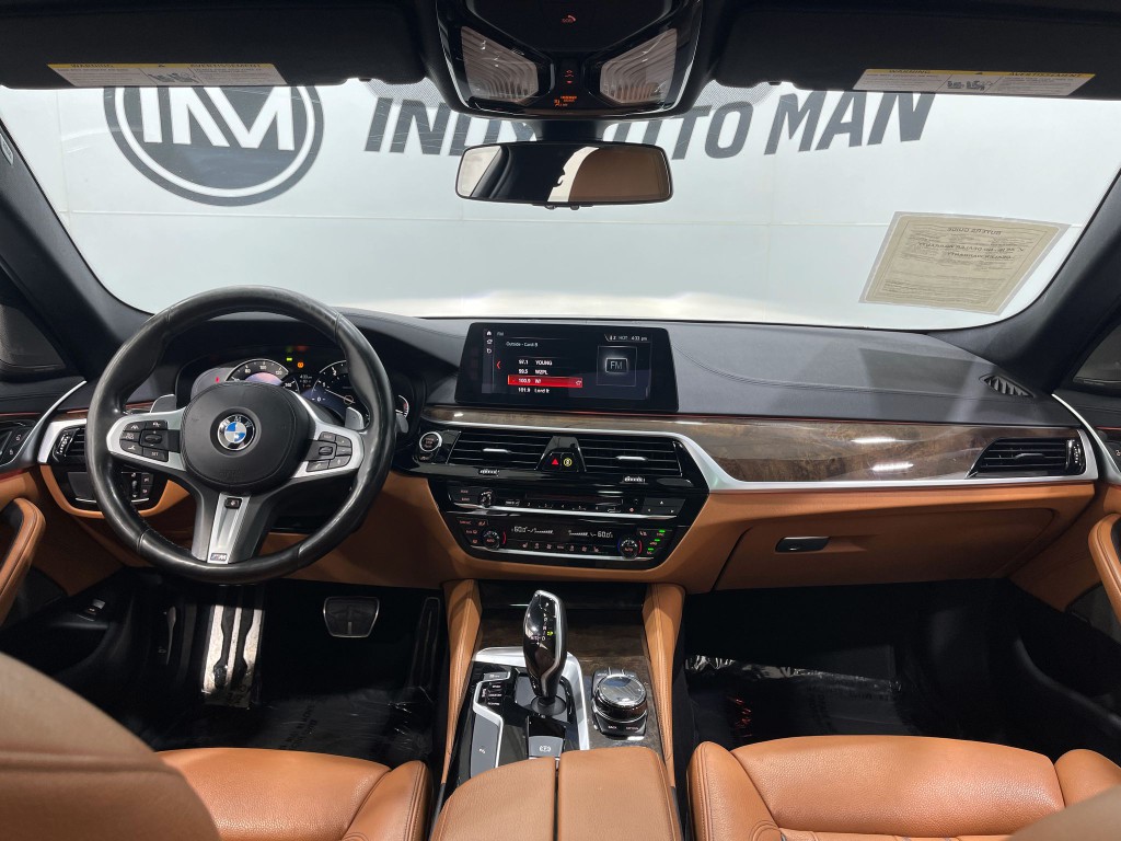 2018 BMW 5 Series Image 19