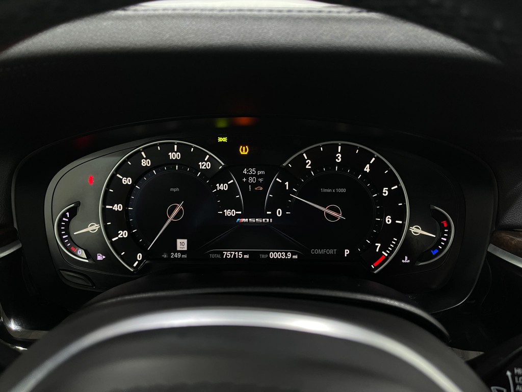 2018 BMW 5 Series Image 23