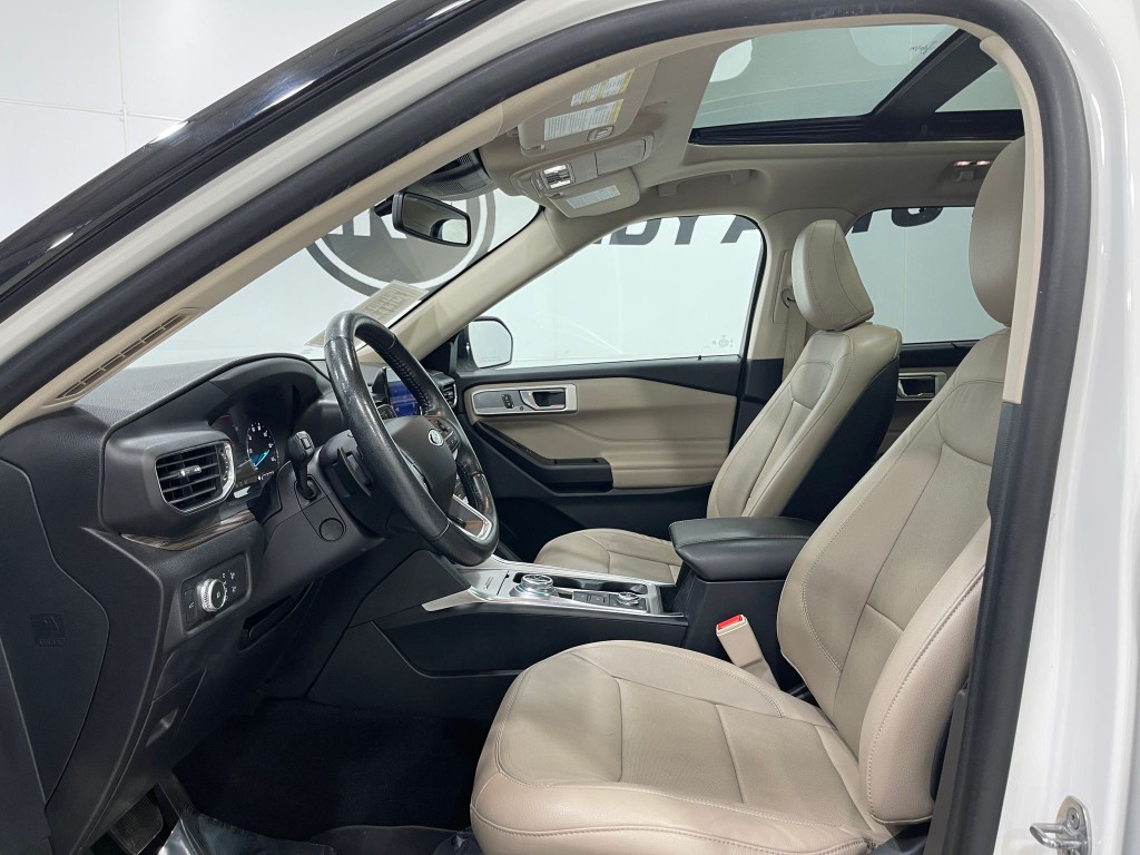2020 Ford Explorer Image 13