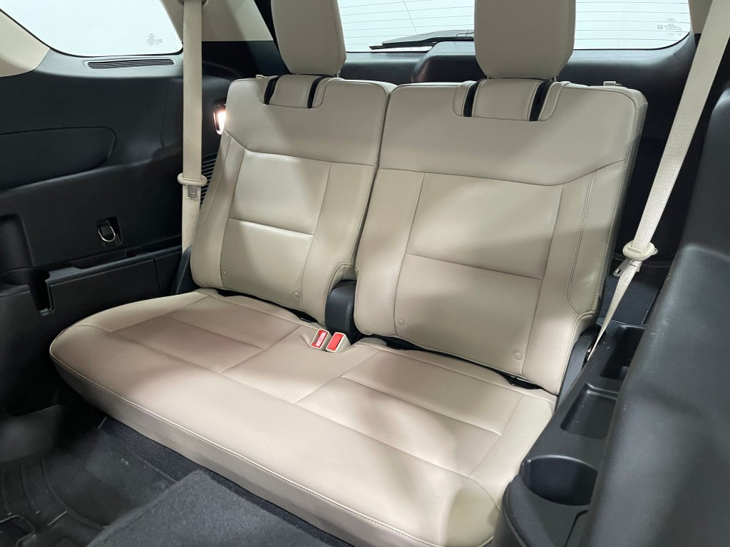 2020 Ford Explorer Image 31