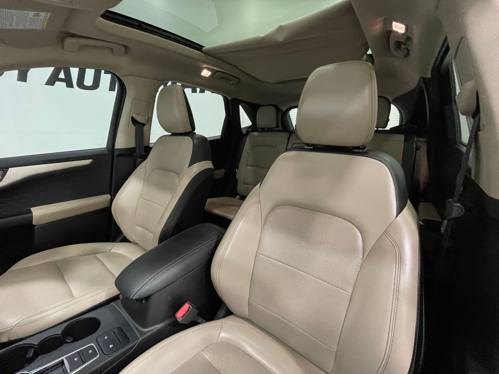 2020 Ford Escape Image 14