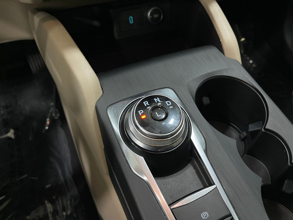 2020 Ford Escape Image 30