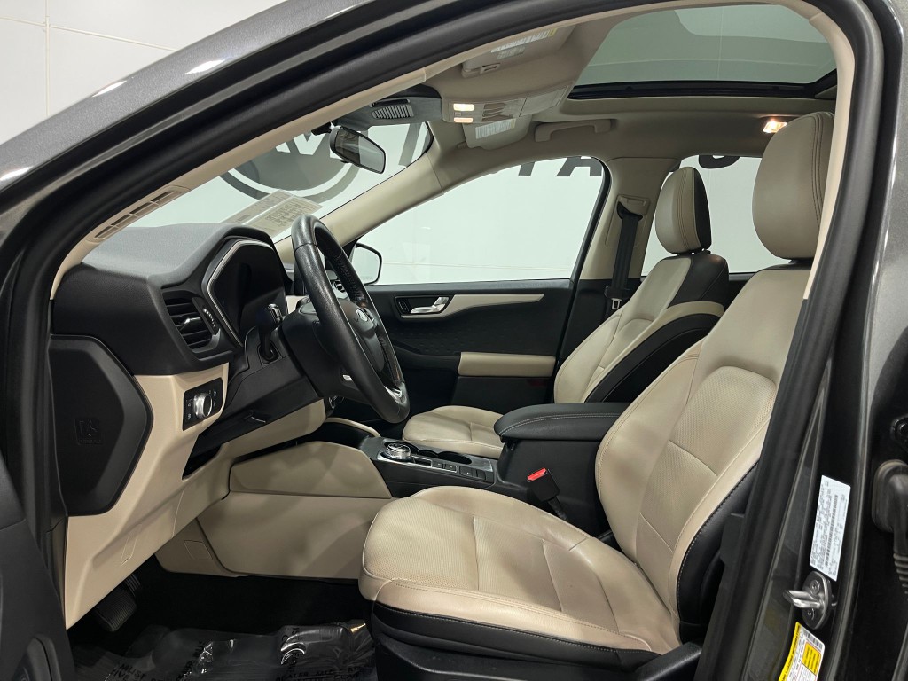 2020 Ford Escape Image 13