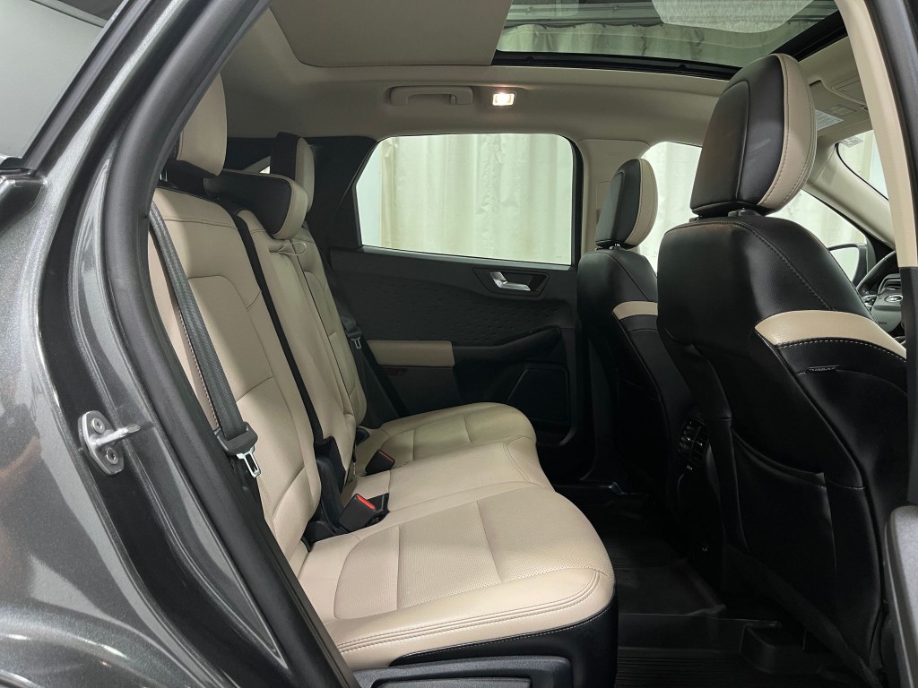 2020 Ford Escape Image 32