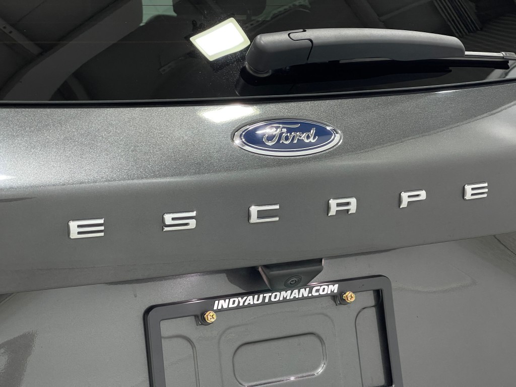 2020 Ford Escape Image 40