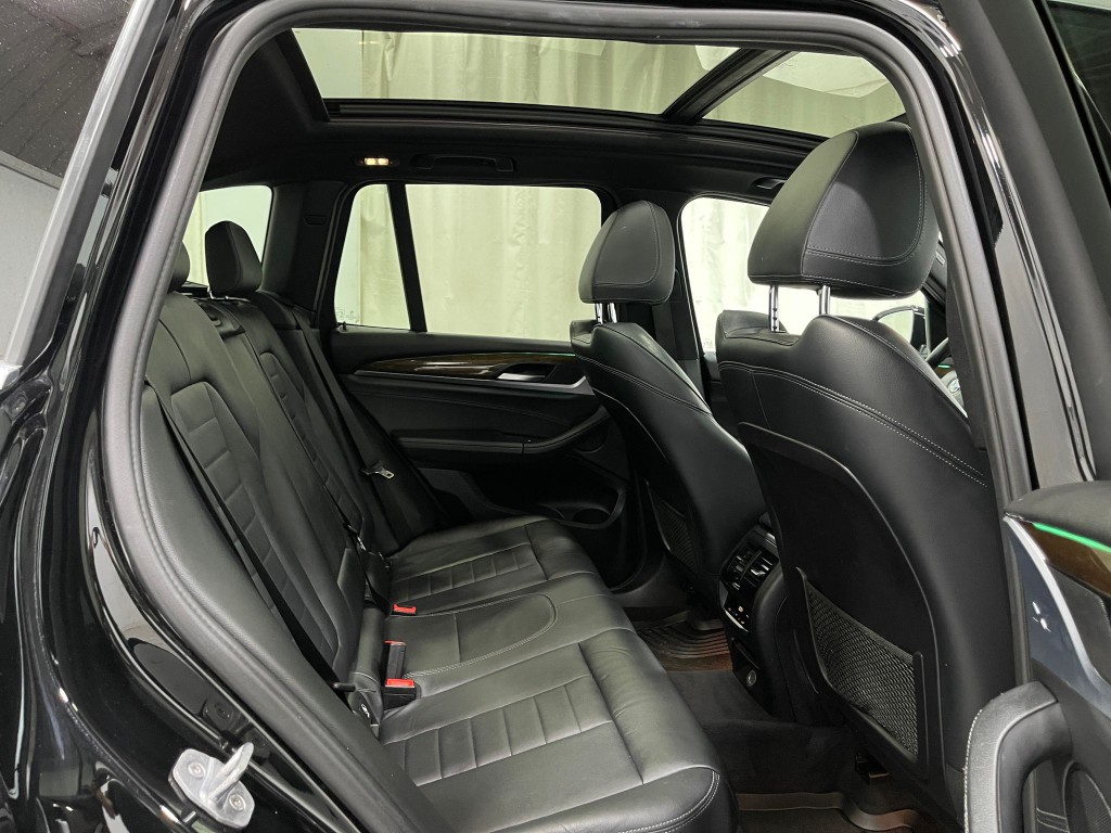 2019 BMW X3 Image 30