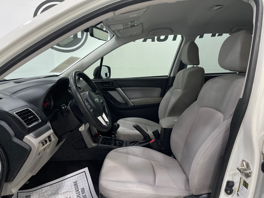 2018 Subaru Forester Image 10