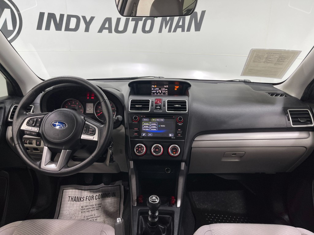 2018 Subaru Forester Image 16