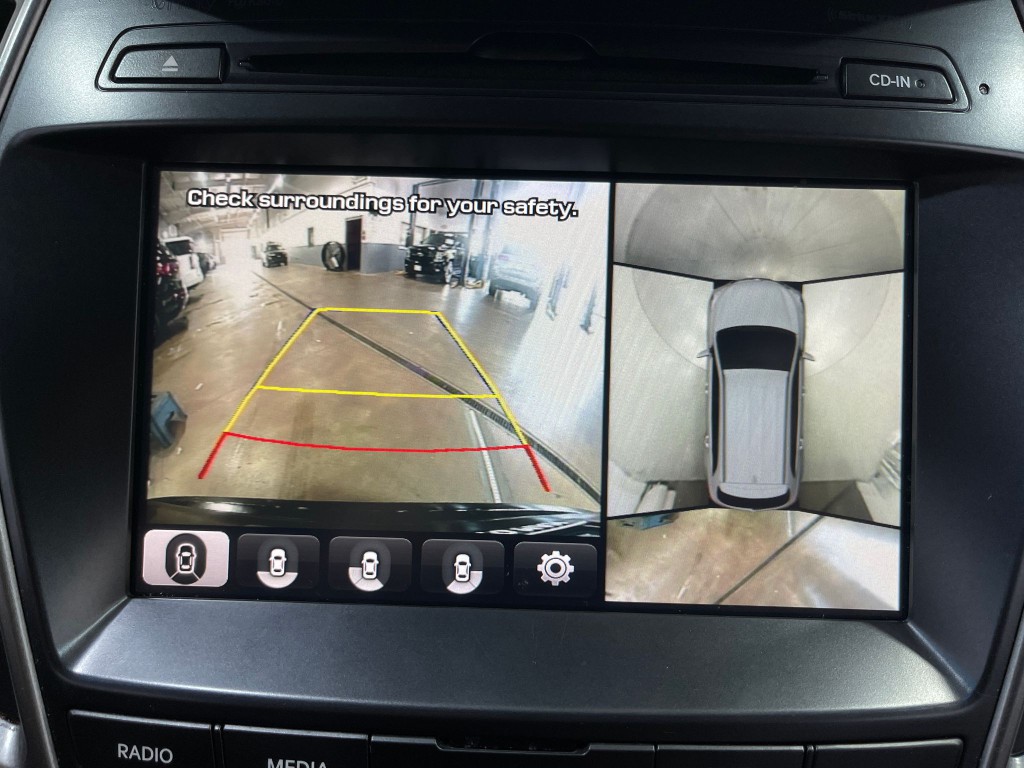 2018 Hyundai Santa Fe Image 11
