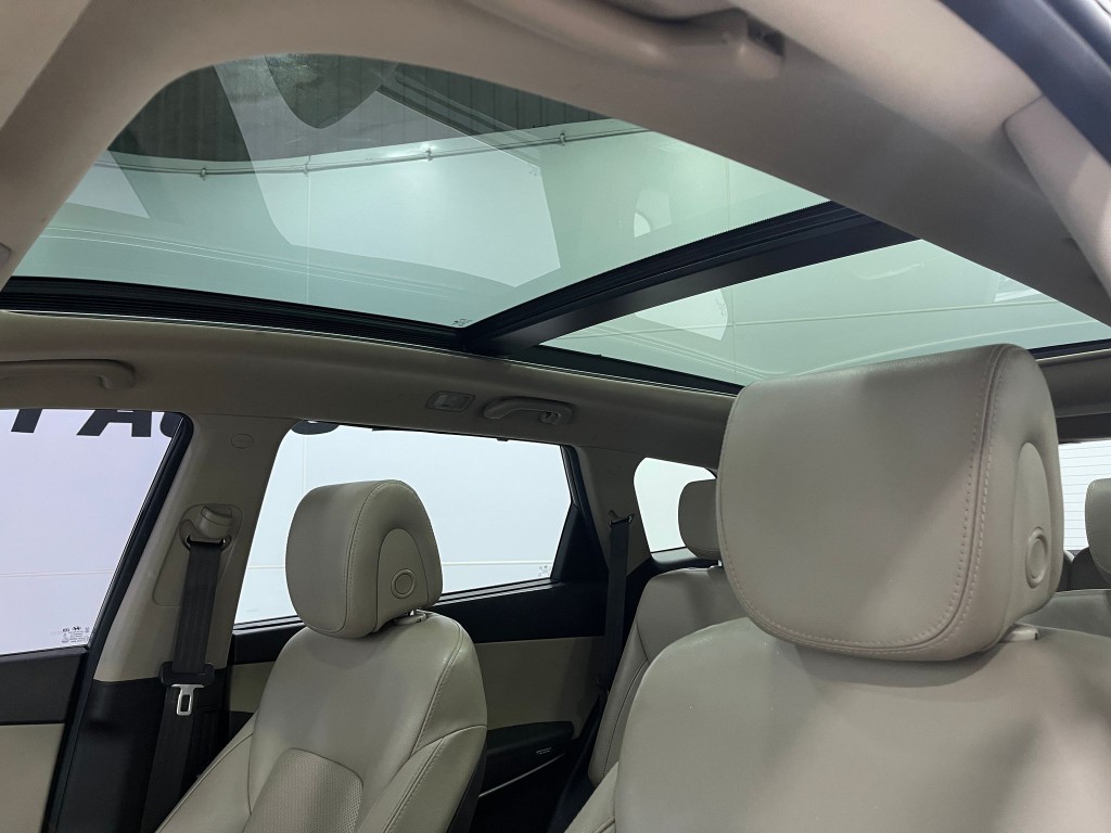 2018 Hyundai Santa Fe Image 12