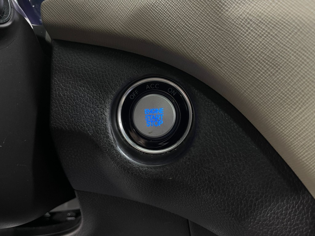2018 Hyundai Santa Fe Image 21