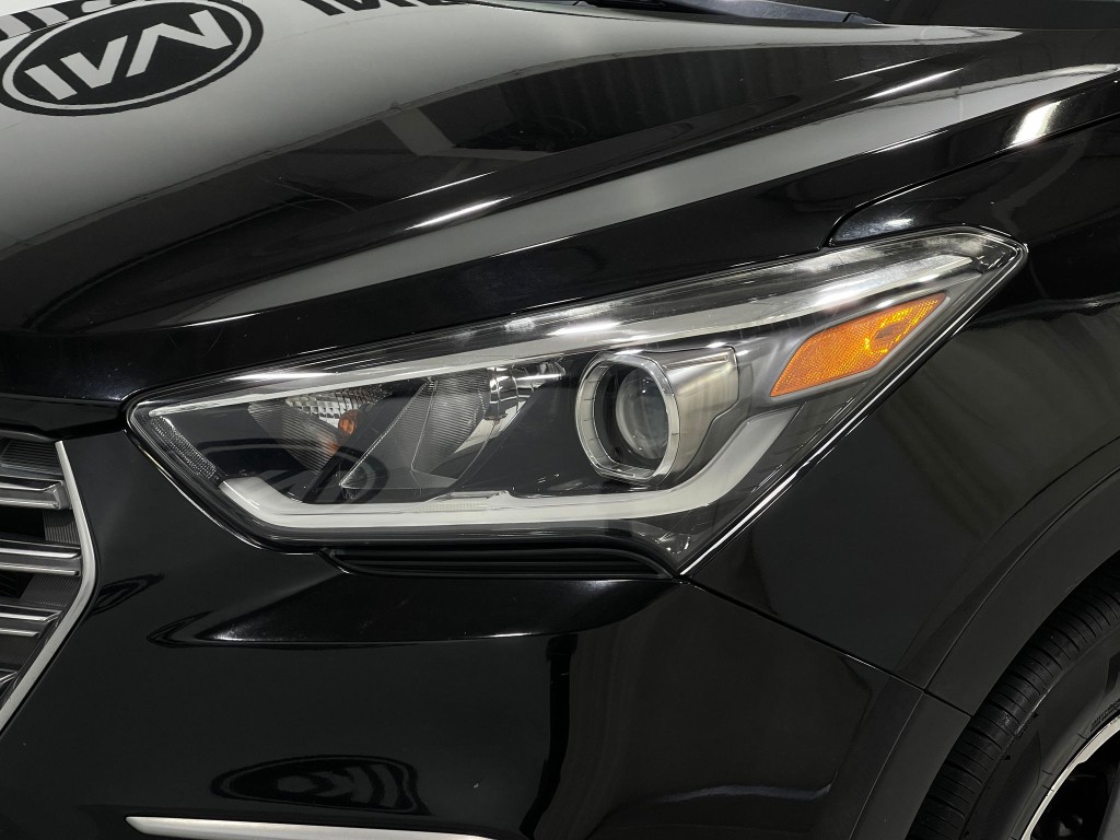 2018 Hyundai Santa Fe Image 35