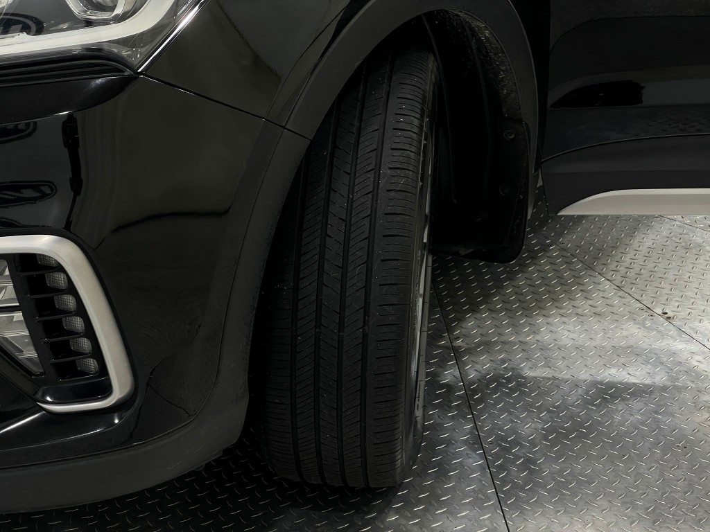 2018 Hyundai Santa Fe Image 38