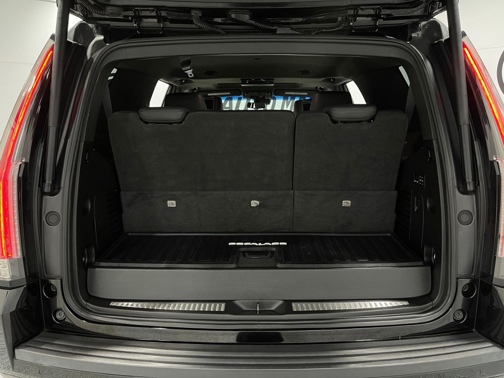 2018 Cadillac Escalade Image 27