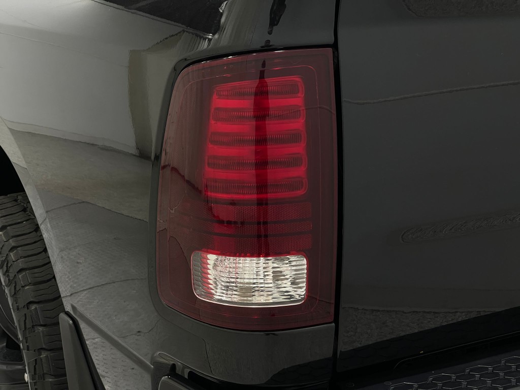 2018 RAM 1500 Image 32