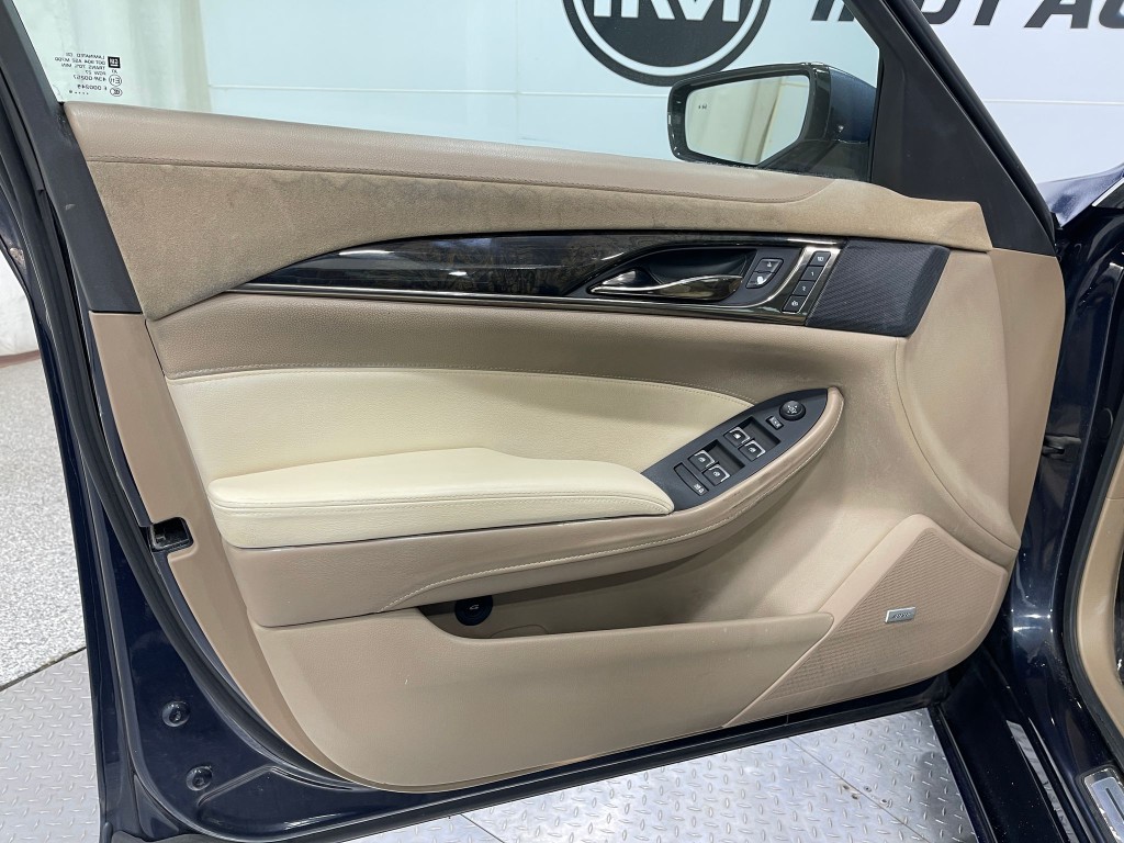 2016 Cadillac CTS Image 15