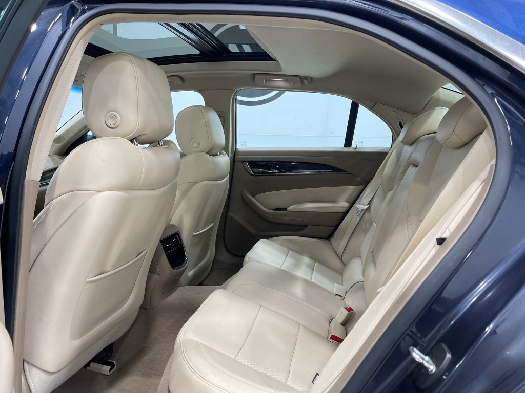 2016 Cadillac CTS Image 30