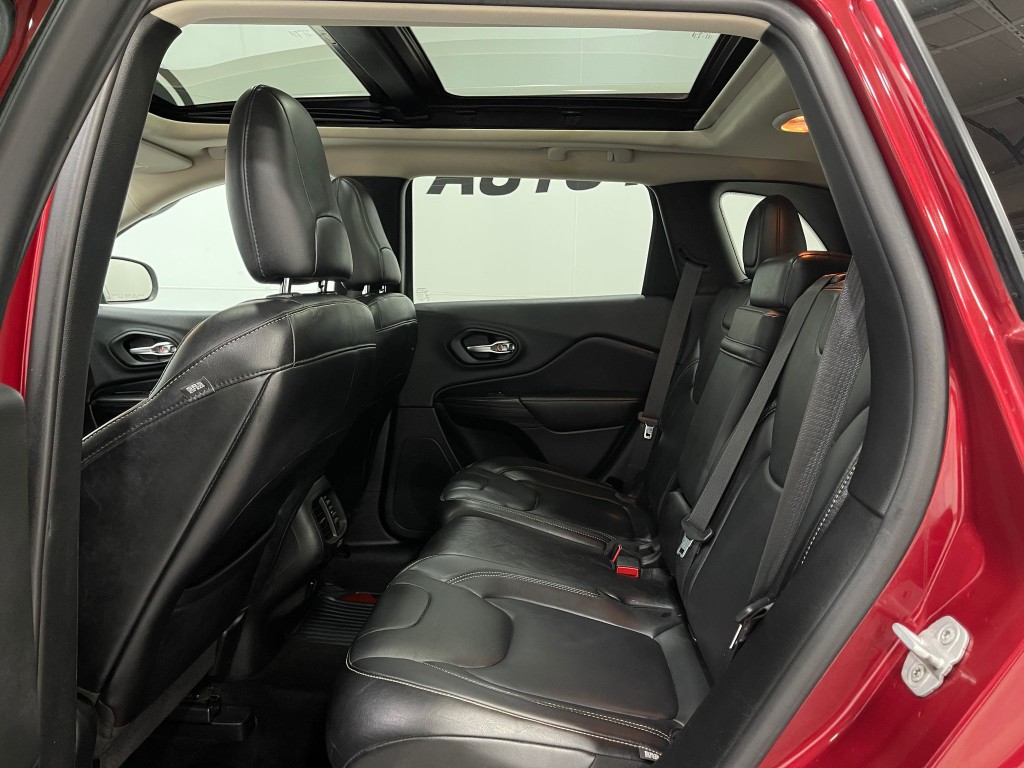 2014 Jeep Cherokee Image 30