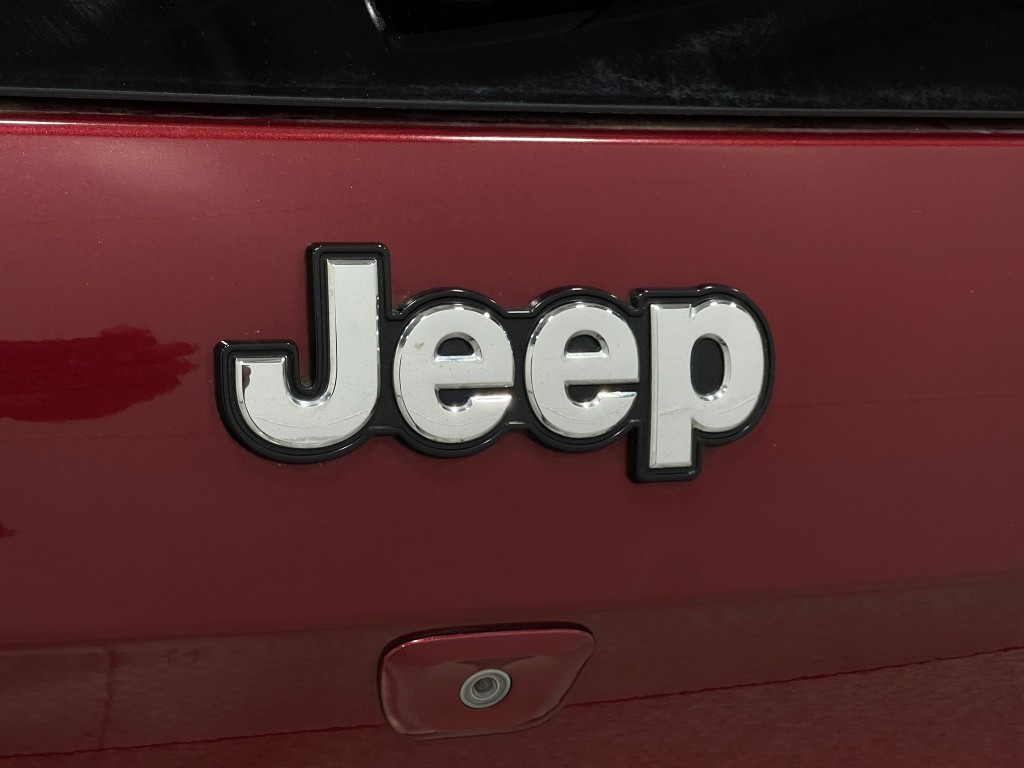 2014 Jeep Cherokee Image 38