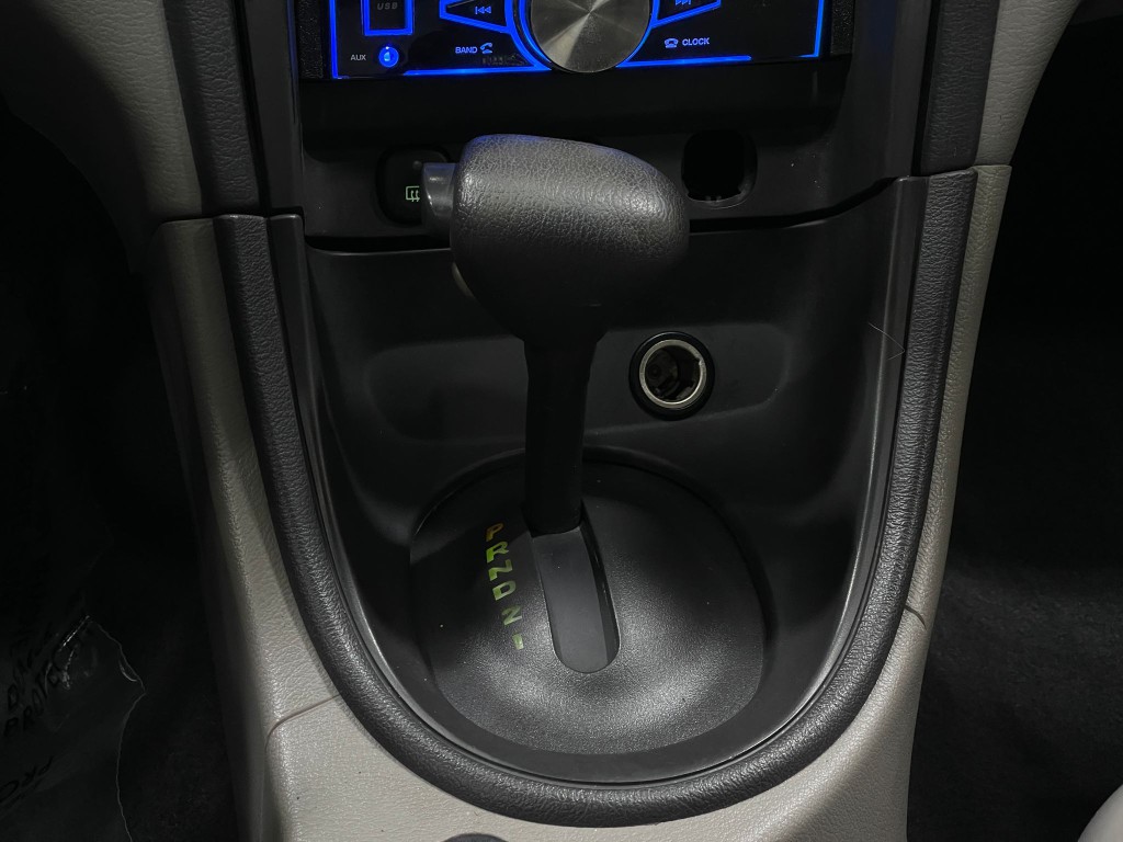 2003 Ford Mustang Image 24