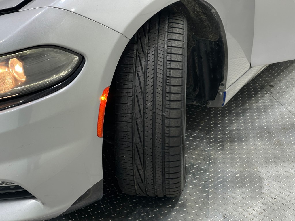 2016 Dodge Charger Image 35