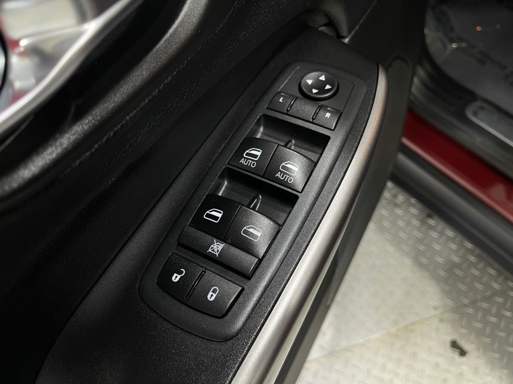 2020 Jeep Cherokee Image 16