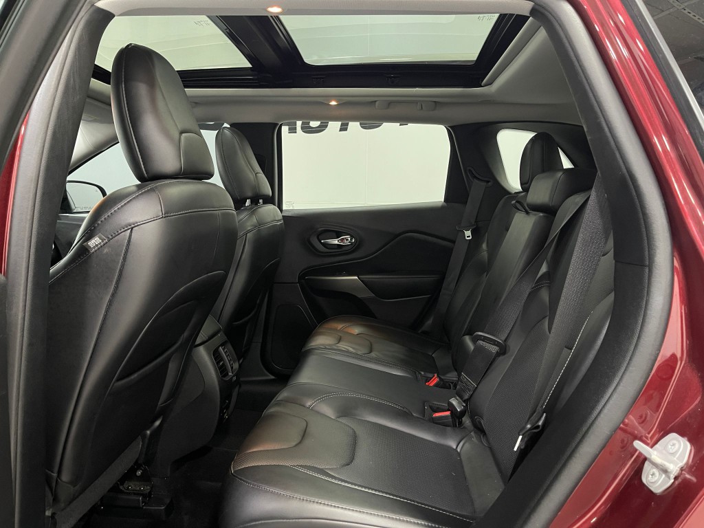 2020 Jeep Cherokee Image 30
