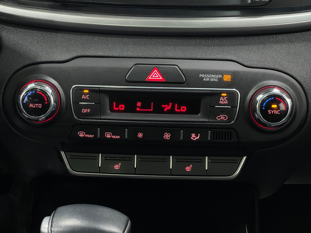 2020 Kia Sorento Image 25