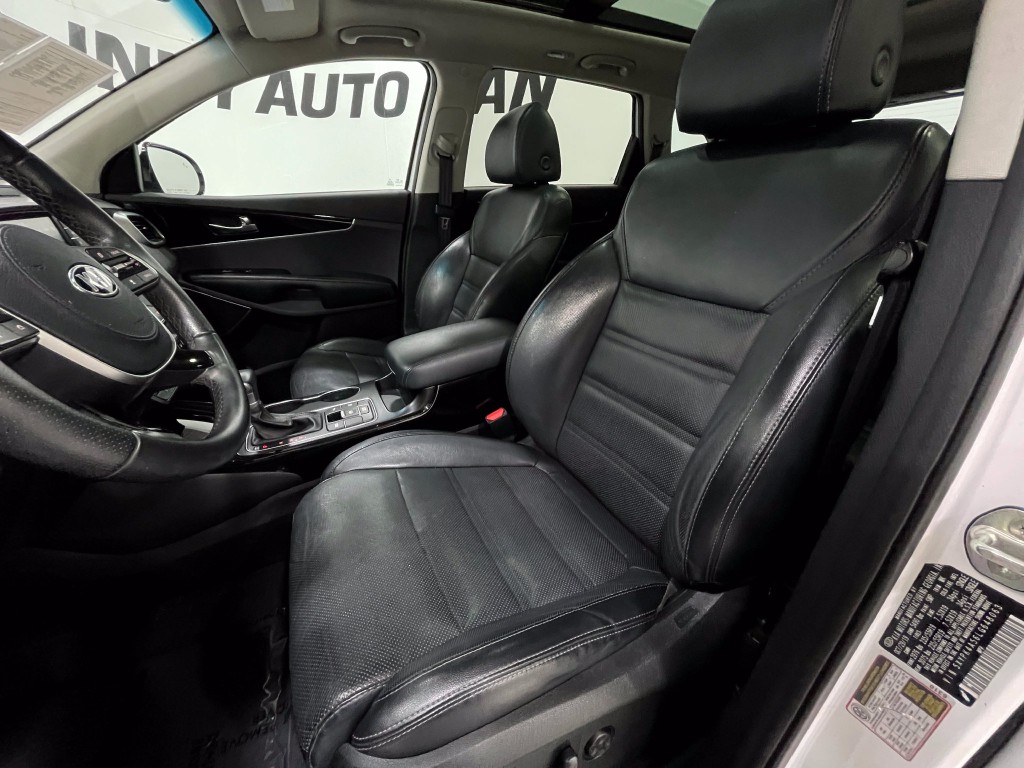 2020 Kia Sorento Image 14