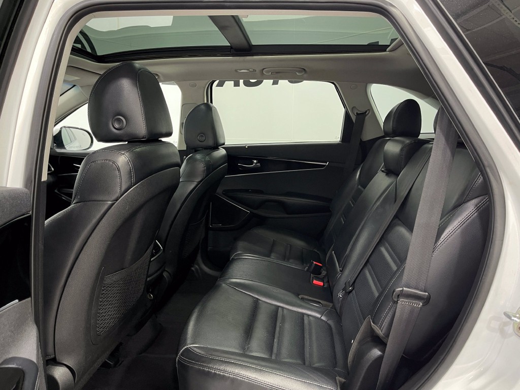 2020 Kia Sorento Image 30