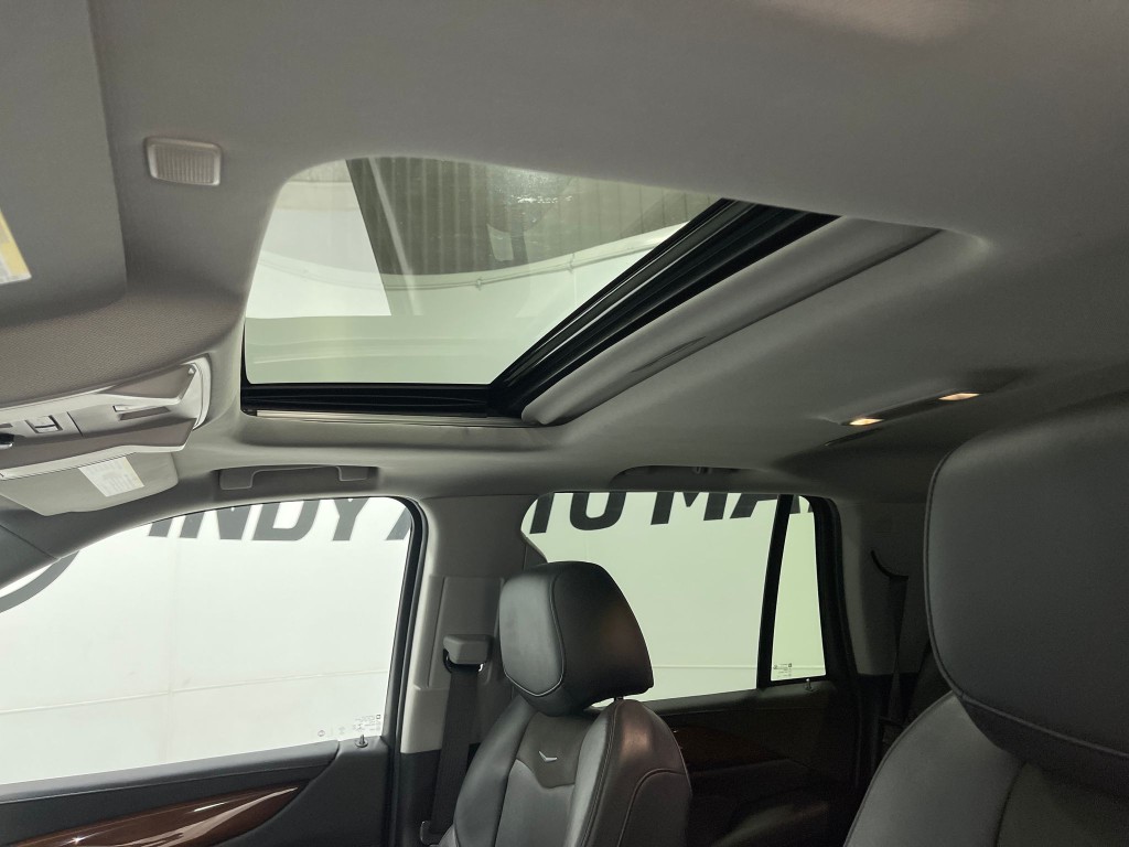 2020 Cadillac Escalade Image 12