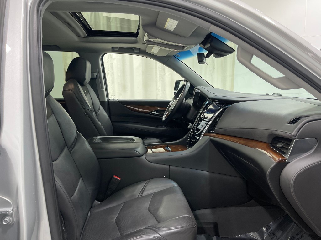 2020 Cadillac Escalade Image 34