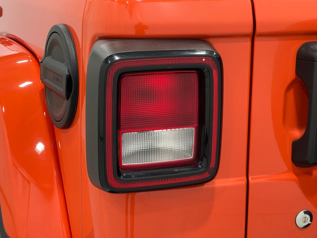 2020 Jeep Wrangler Image 32