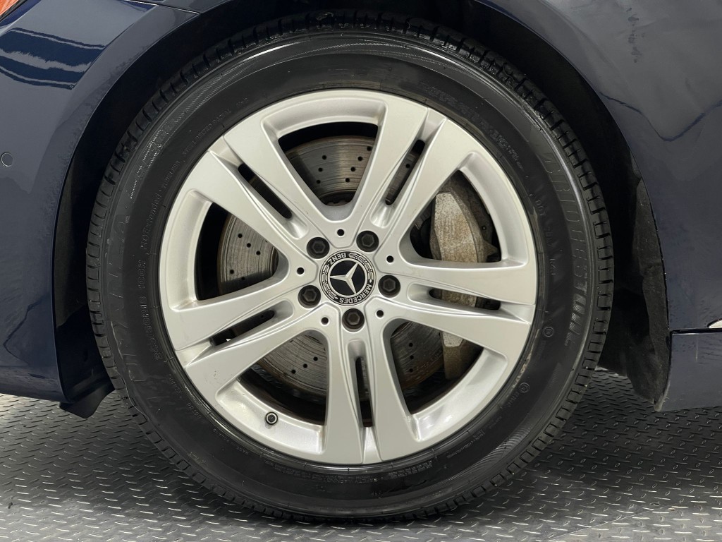 2018 Mercedes-Benz S-Class Image 36