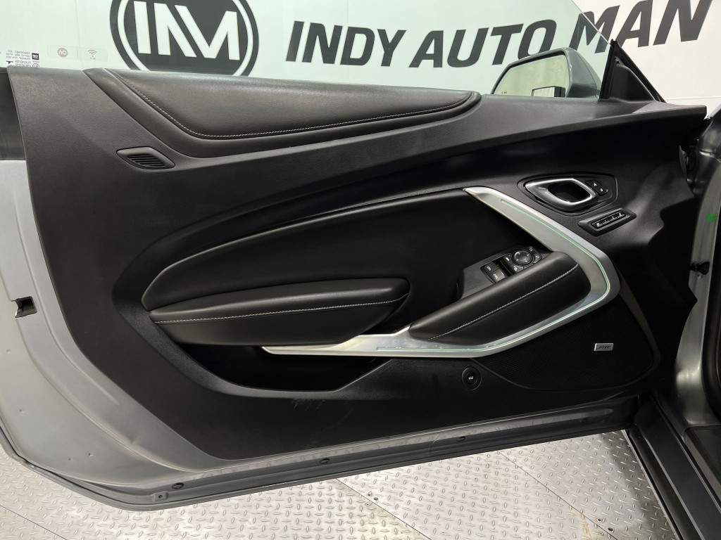 2020 Chevrolet Camaro Image 13
