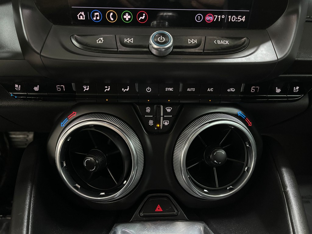 2020 Chevrolet Camaro Image 23