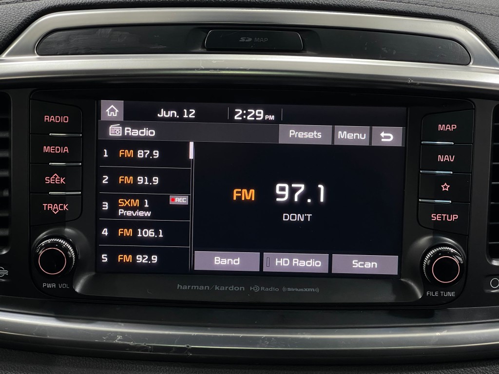 2019 Kia Sorento Image 24