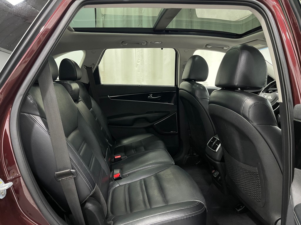 2019 Kia Sorento Image 33