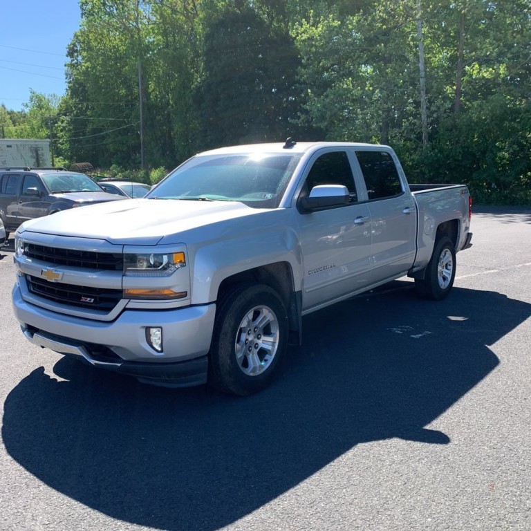 2018 Chevrolet Silverado 1500 Image 2