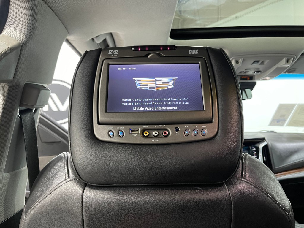 2018 Cadillac Escalade Image 11