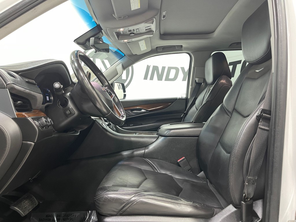 2018 Cadillac Escalade Image 13