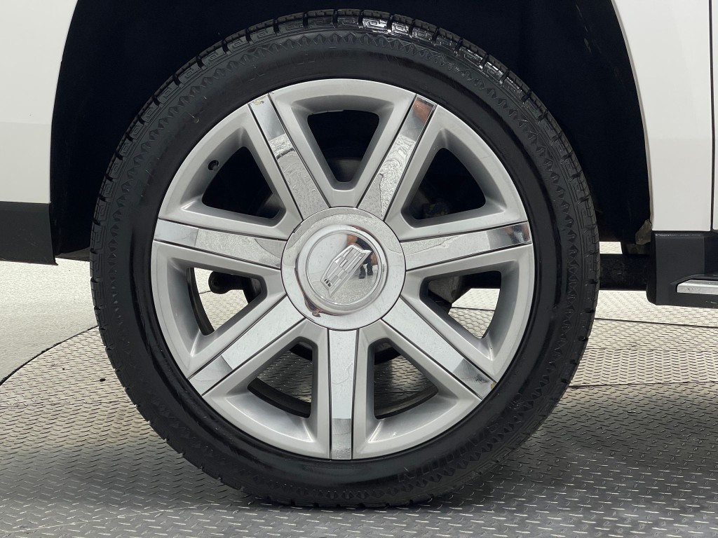 2018 Cadillac Escalade Image 37