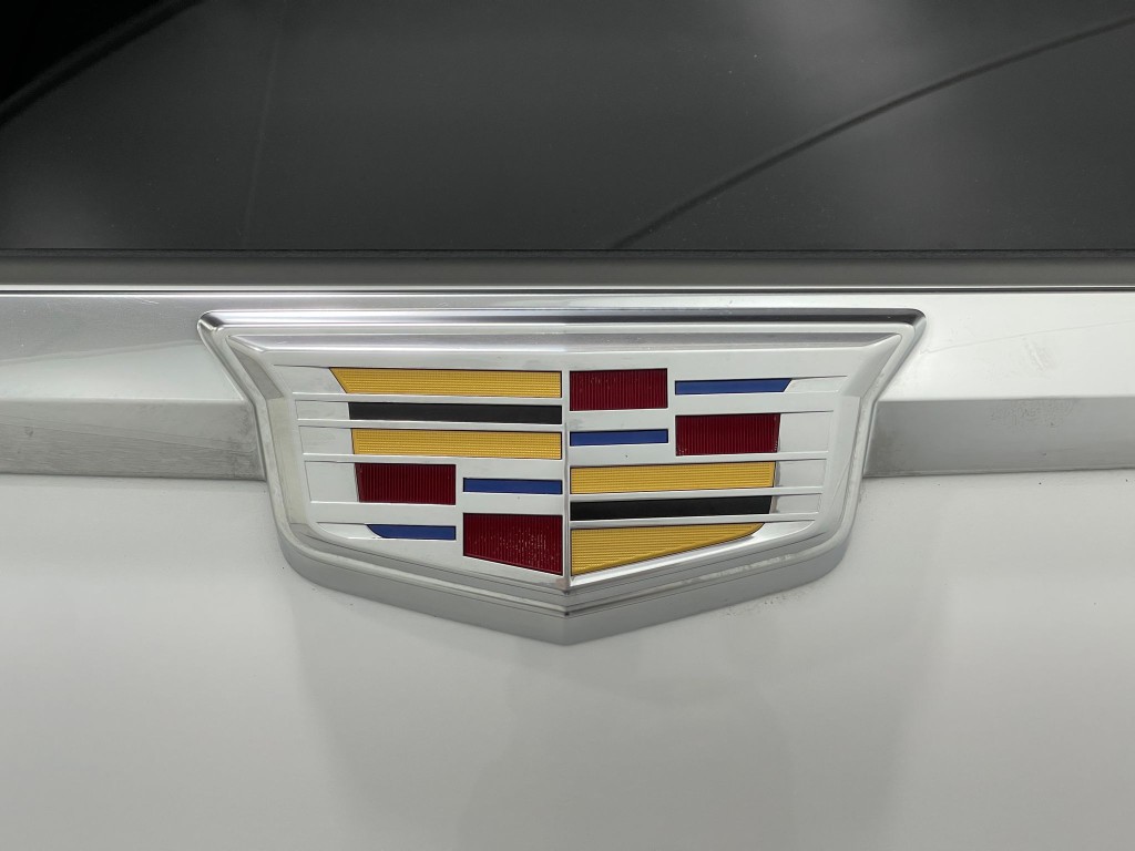 2018 Cadillac Escalade Image 40
