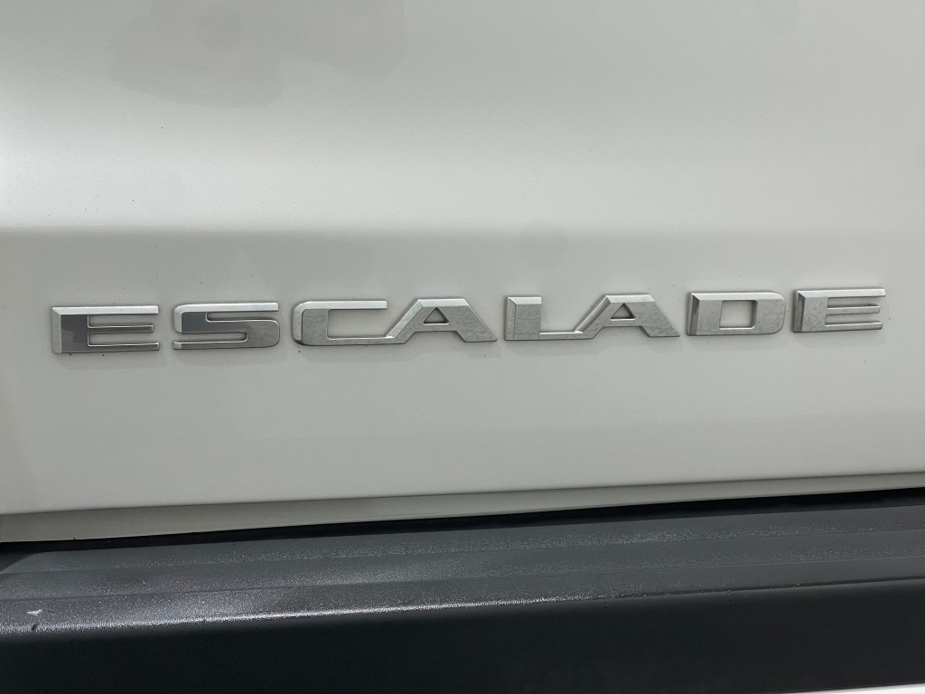 2018 Cadillac Escalade Image 41