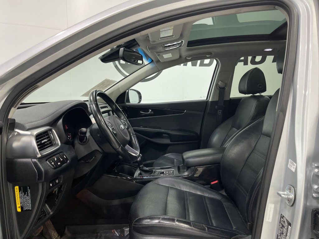 2018 Kia Sorento Image 12
