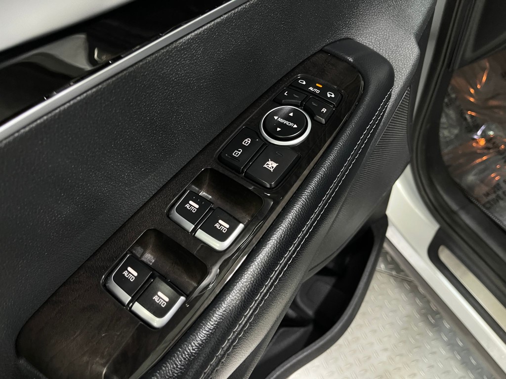 2018 Kia Sorento Image 15