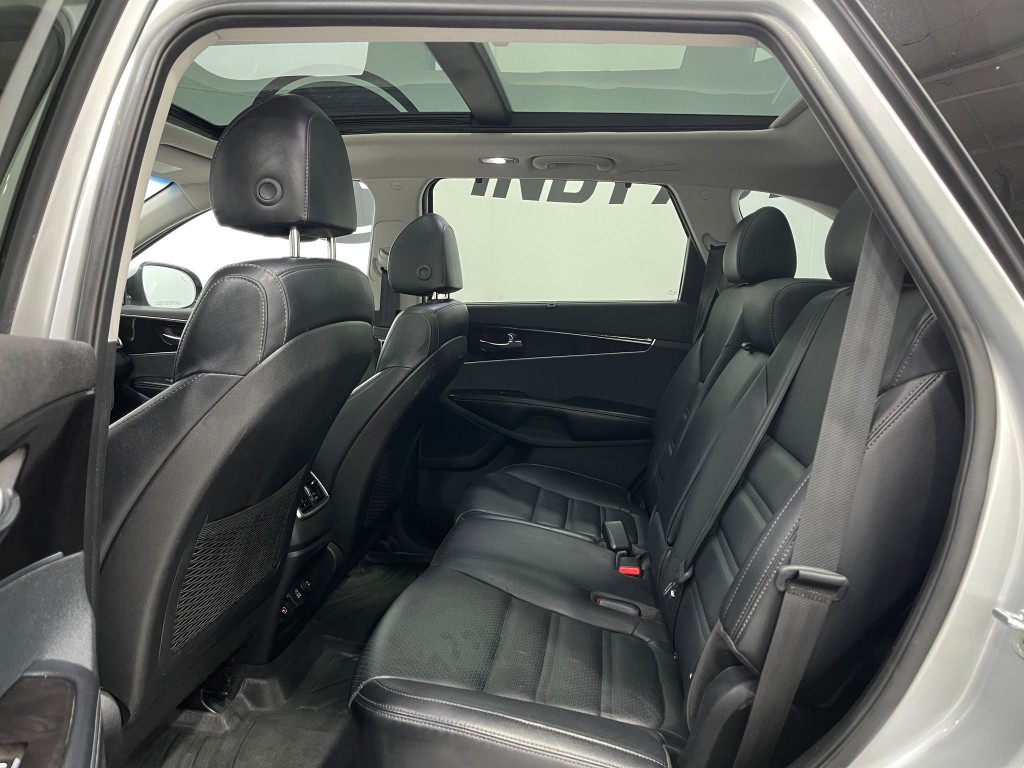 2018 Kia Sorento Image 29