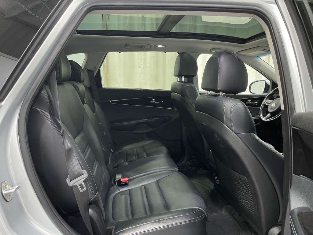 2018 Kia Sorento Image 30