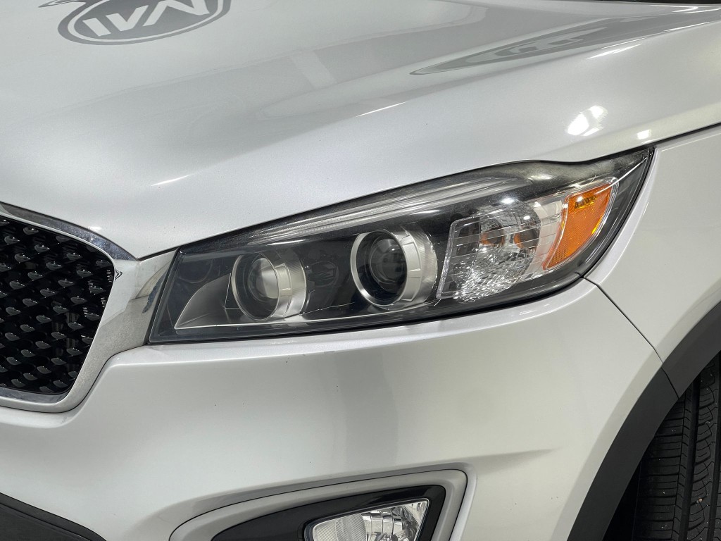 2018 Kia Sorento Image 32