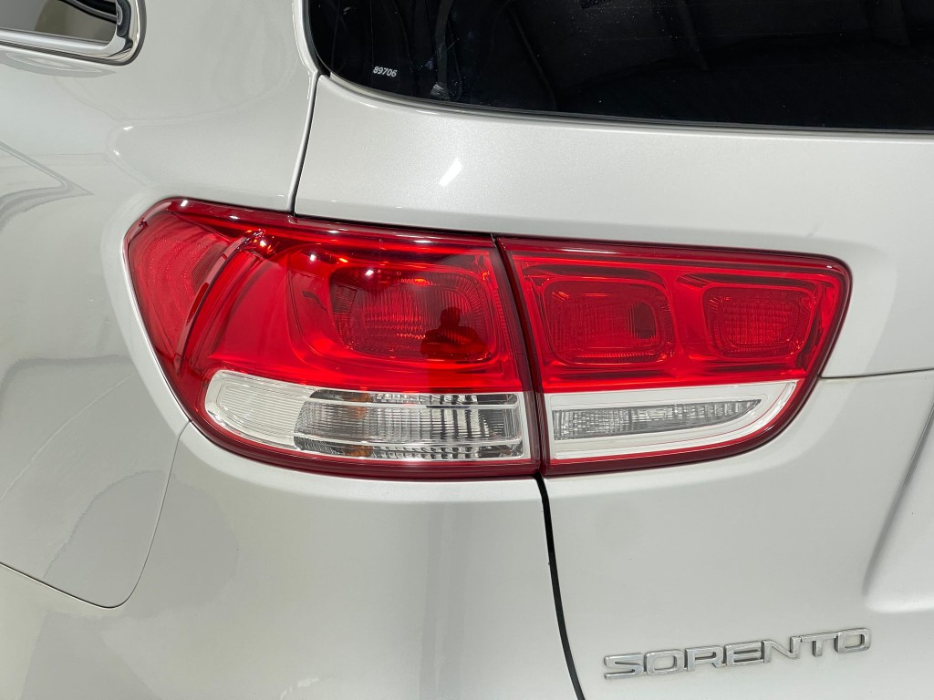 2018 Kia Sorento Image 33